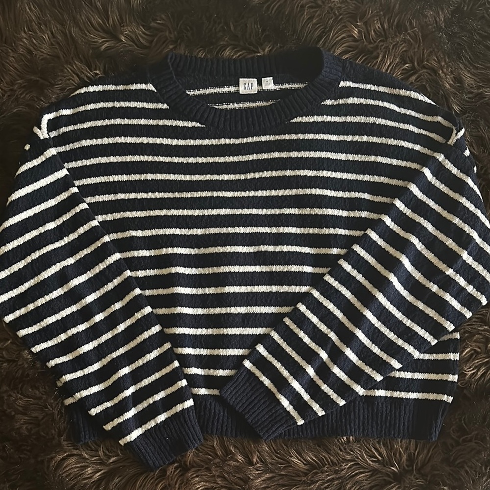 GAP Blue and White Crew Neck Sweater 100% cotton